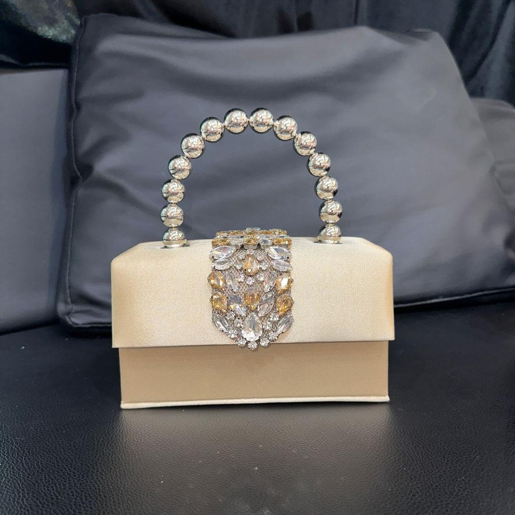 Shiny Diamond Square Bag Diamond Satin Pearl Gift Box Bag Handheld Messenger Bag Ladies Dinner Bag