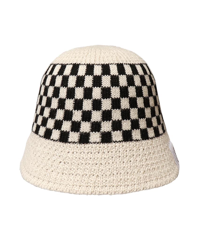 Seullipiseullib Chessboard Ivory Bucket Hat