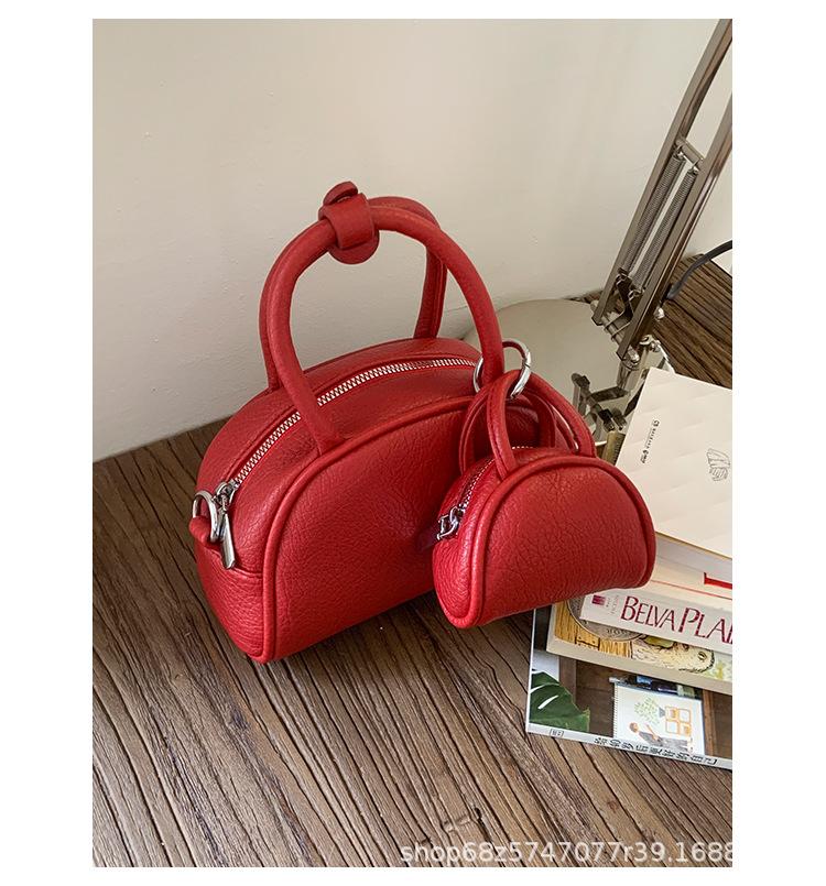 Korean Version Niche Design Portable Shell Bag Women's 2025 New Foreign Style High-end Sense Versatile Single Shoulder Messenger Bag Tide