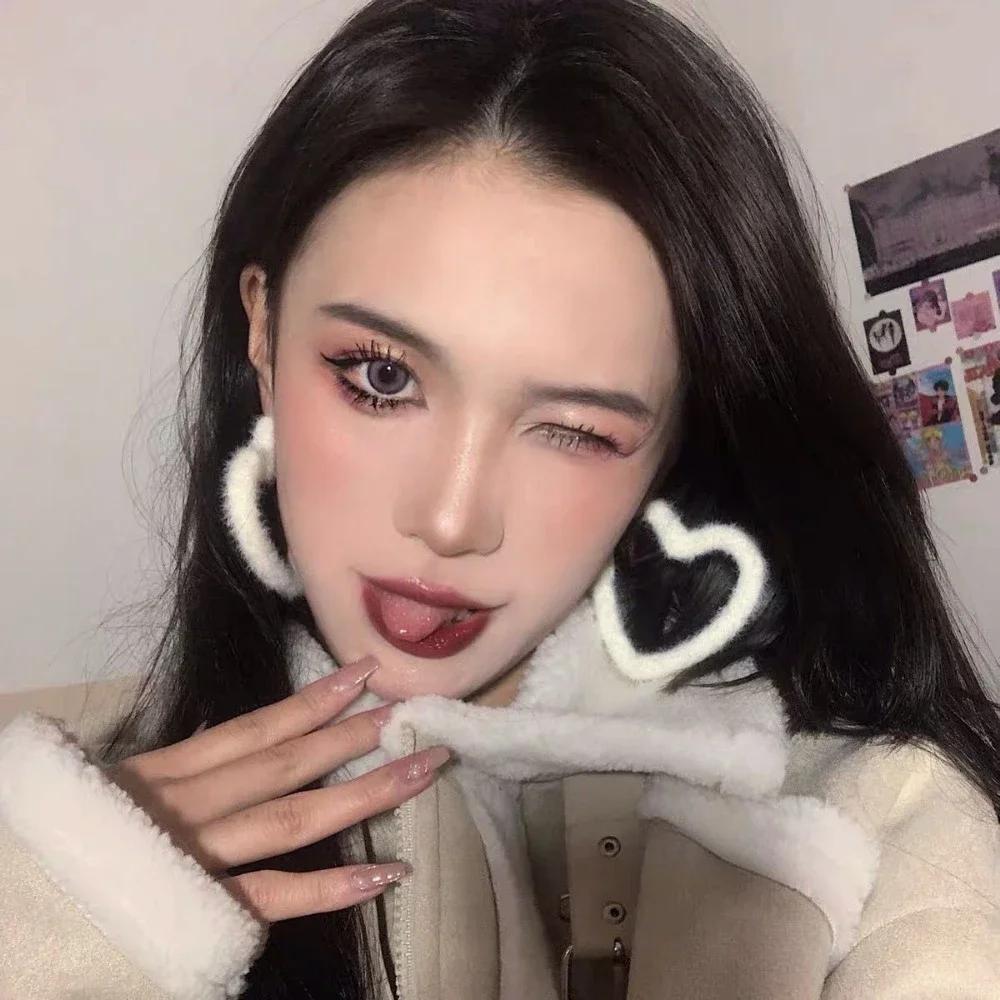 Exaggerated Personality White Big Hollow Love Heart Drop Dangle Earrings for Women Cute Sweet Plush Korean Jewelry Accessories