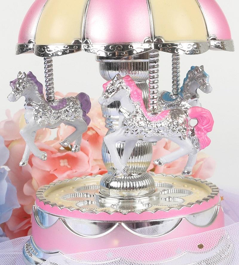 LED Classical Musical Box Mini Carousel Merry-Go-Round Music Case Christmas Gifts for Adult Kids Wedding Decor for Childrens Day