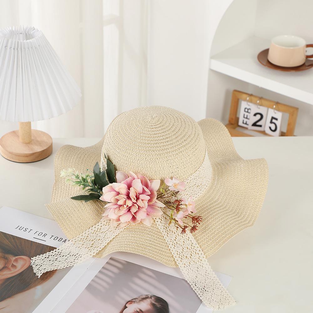 Early spring new beach travel sunscreen hat fashionable flower summer UV protection sunshade straw hat