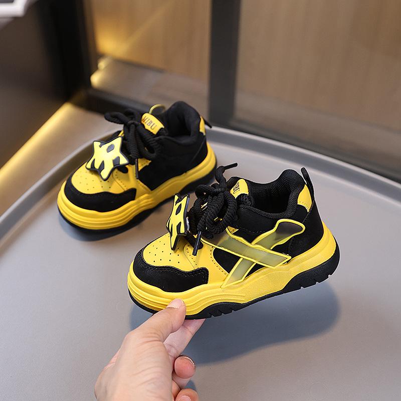 Kinder Sportschuhe 2025 Herbst neue Jungen Schul Freizeitschuhe Baby weiche Sohle Einzel Schuhe Trend Mädchen Brotschuhe