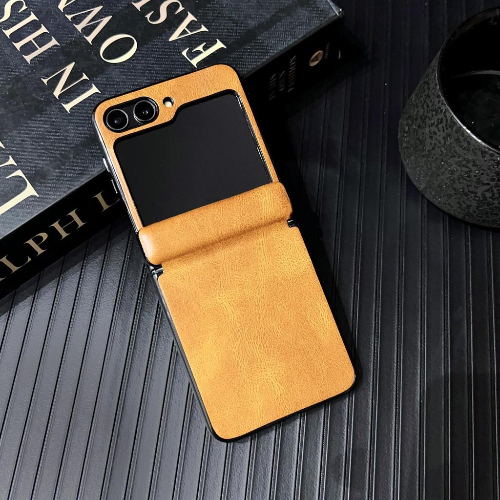 Samsung Galaxy Z Flip7 Crazy Horse Leather Folding Screen Case - Leather Texture Frosted Protective Cover