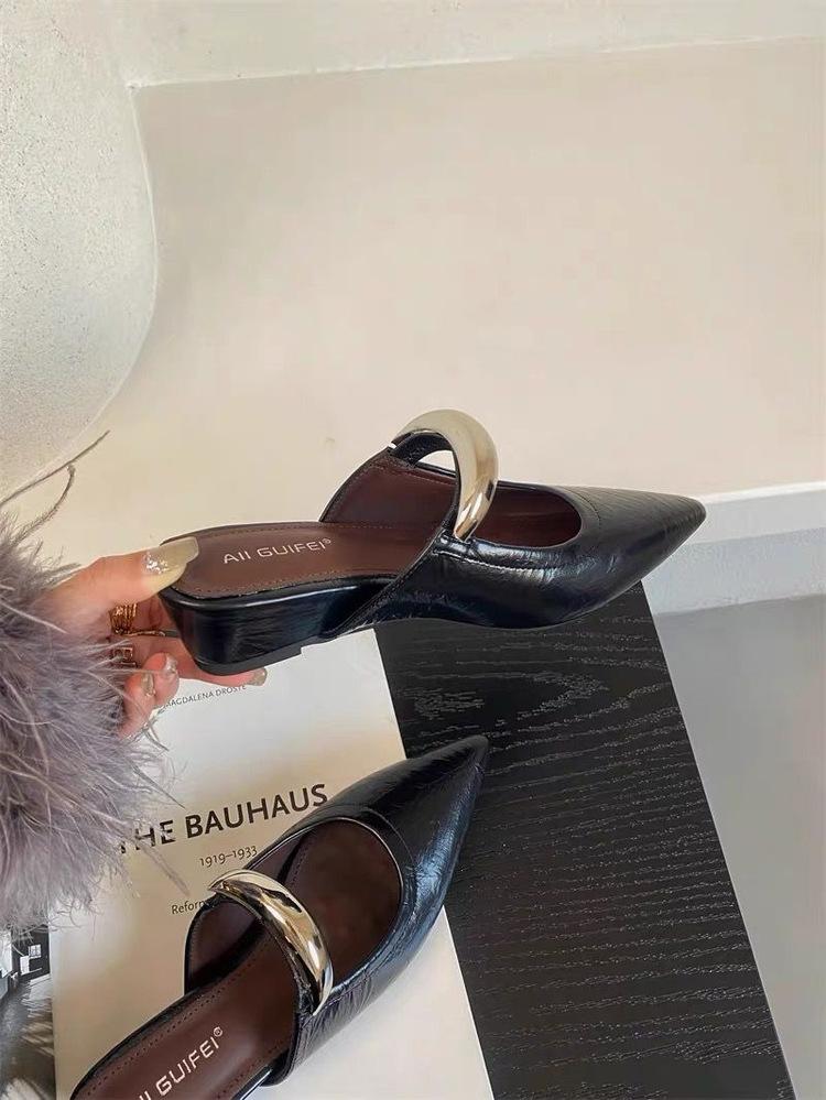 

Французские туфли-полушапки с металлическим небольшим наклонным каблуком, женские, 2025 г., новые туфли с юбкой, внутренняя высота увеличивается, острые, холодные тапочки 35