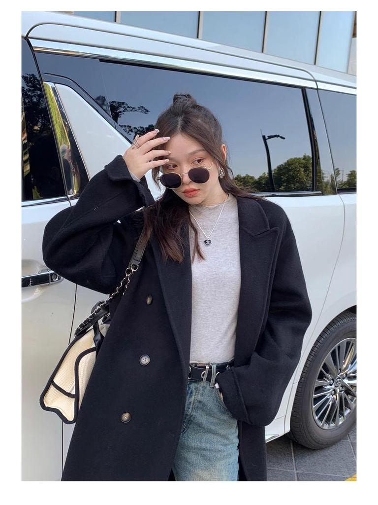 Women's 2024 Black Mock Neck Sweater: Base Layer for Spring & Autumn, Loose Half-High Neck Top.