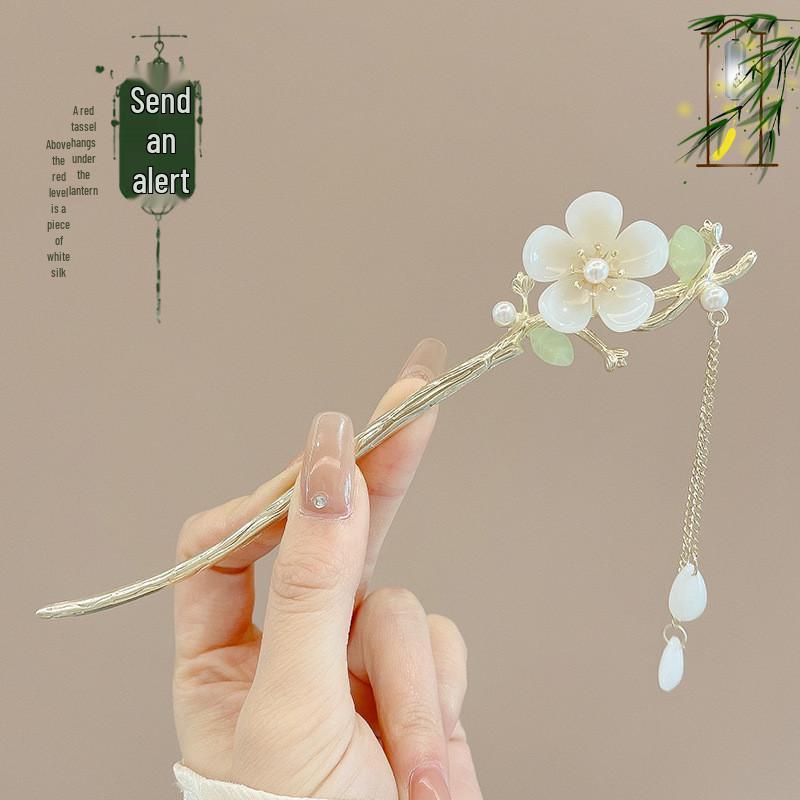 Traditional Sandalwood Hairpin for Chinese Cheongsam & Hanfu Updo