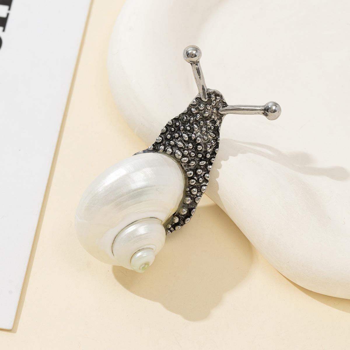 

Брошь в форме улитки из натуральной перламутровой ракушки для элегантных женщин-очаровашек, брошь, ювелирное украшение в подарок 58x25 мм 58x25mm