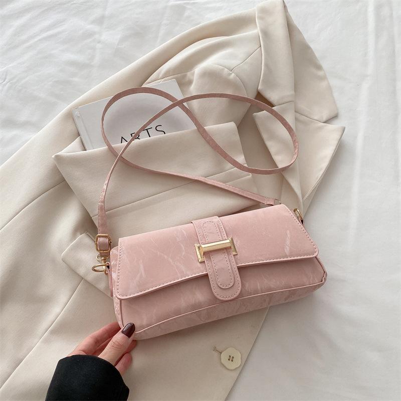 French Niche Design Bag Women's 2025 New Popular Versatile Messenger Bag High-end Single Shoulder Underarm Baguette Bag