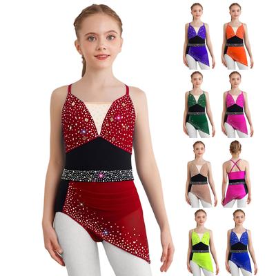 Mädchen Eiskunstlaufkleid gekreuzter Rücken Spaghettiträger Strass gerafftes Design asymmetrisches Meshkleid