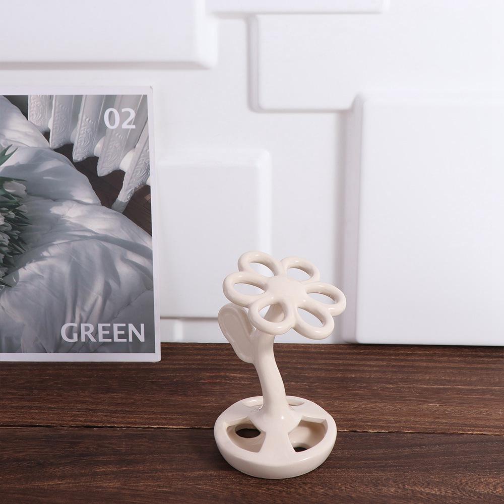 Space Saving Toothpaste Stand Flower Shaped Makeup Brush Shelf Tooth Brush Storage Racks Desktop