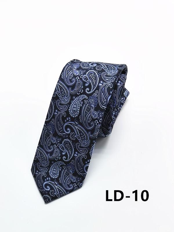 Handmade Paisley Tie for Trendy Gentlemen
