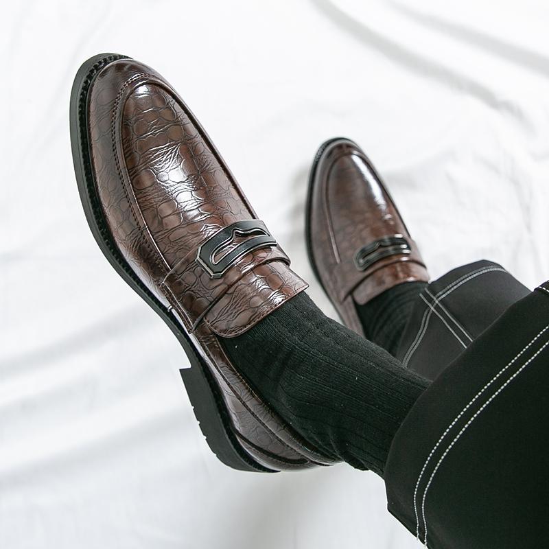 Men Retro Loafers Leather Shoes Formal Business Flats Slip on Shoes Wedding Dress Prom Black Shoes Large Size