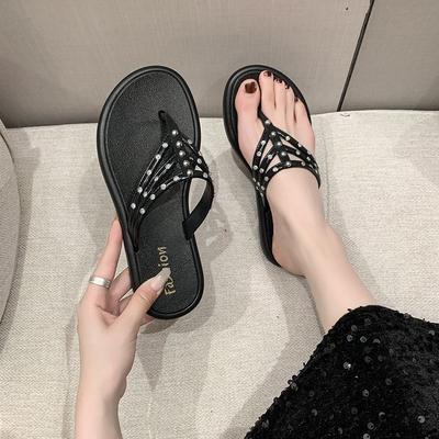Europe and the United States for Carnival Wear Fashion Versatile Flat Bottom Flip-flops 2025 Summer New Cool Slippers Women
