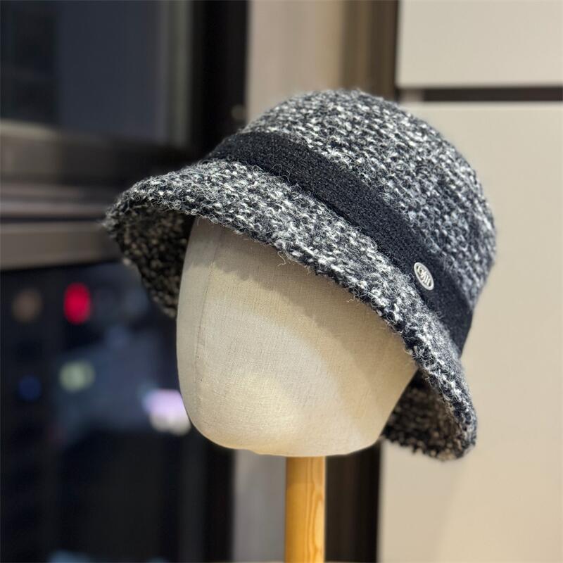 Xiaoxiangfeng mixed color tweed bucket hat women's autumn and winter retro pot hat shows a small face and keeps warm plush knitted bucket hat