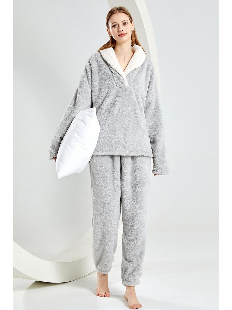 Pijamale de iarnă lungi din pluș pentru femei 2025, Set de homewear de Crăciun european și american, Mărimi mari