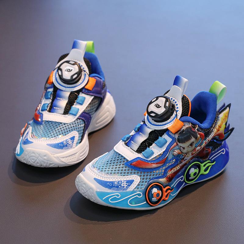 

Обувь для мальчиков кроссовки 2025 весна и осень новая детская мультяшная обувь мягкая подошва модные беговые кроссовки для маленького мальчика обувь для папы 33 inner length 20.2cm синий