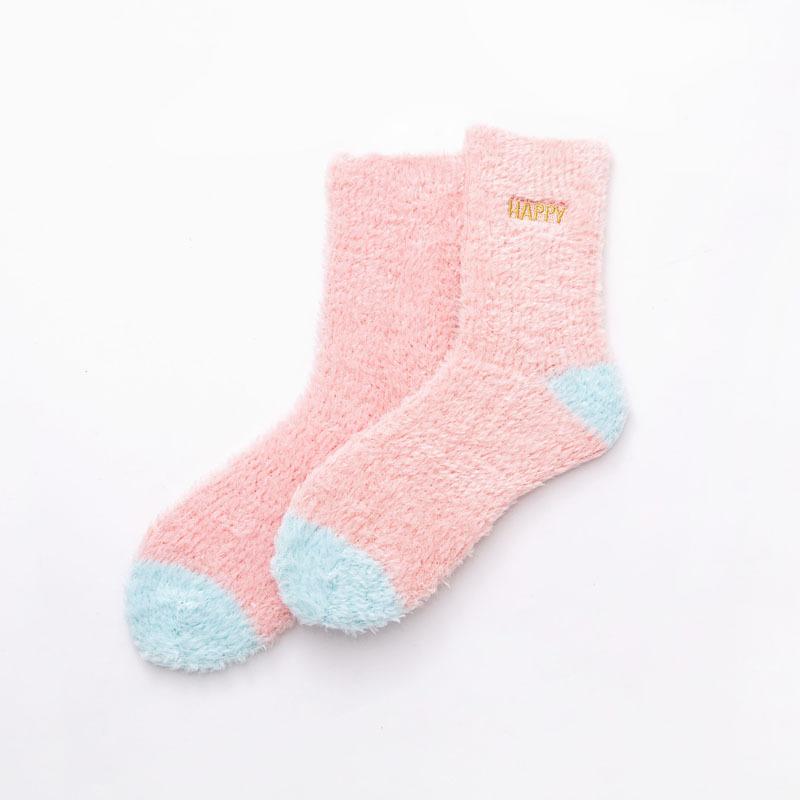 Fleece Lined Thickened Mid Calf Socks Solid Color Embroidered Coral Velvet Socks for Women Girls Macaron Colored Warm Postpartum Fleece Socks
