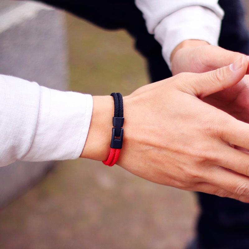 Nový románový pánský náramek provazový dvouvrstvý barevný náramek pirátský náramek doplňky Homme Erkek Bileklik Braslet Rouge Boyfriend Gift