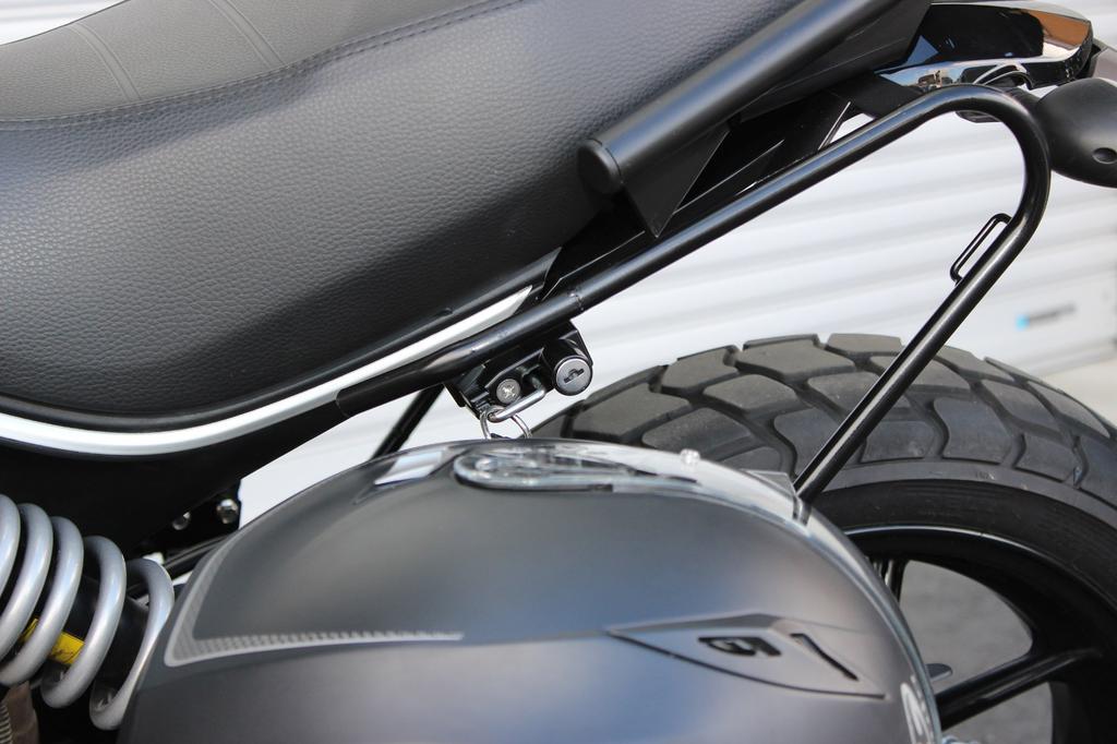 Kijima Sixty2 HDC-05005 Motorcycle Motorcycle Parts Helmet Lock Black DUCATI Scrambler
