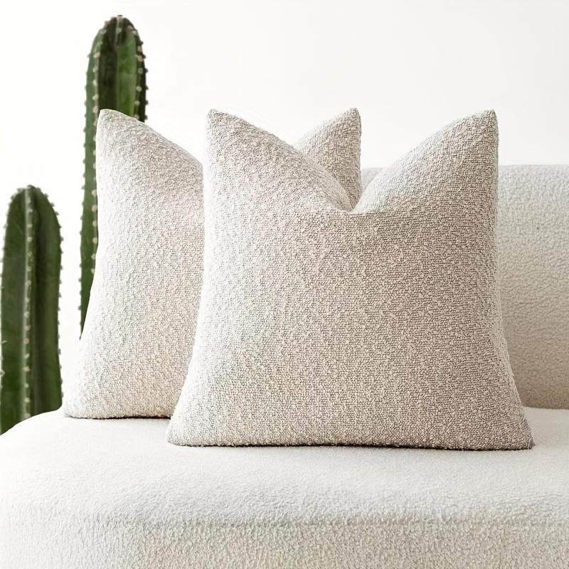 A Contemporary Style Thick Plush Solid Color Cushion Cover, Soft Textured Pillowcase for Sofa, Car, Office, Bedroom, Made of Polyester, Zipper Closure