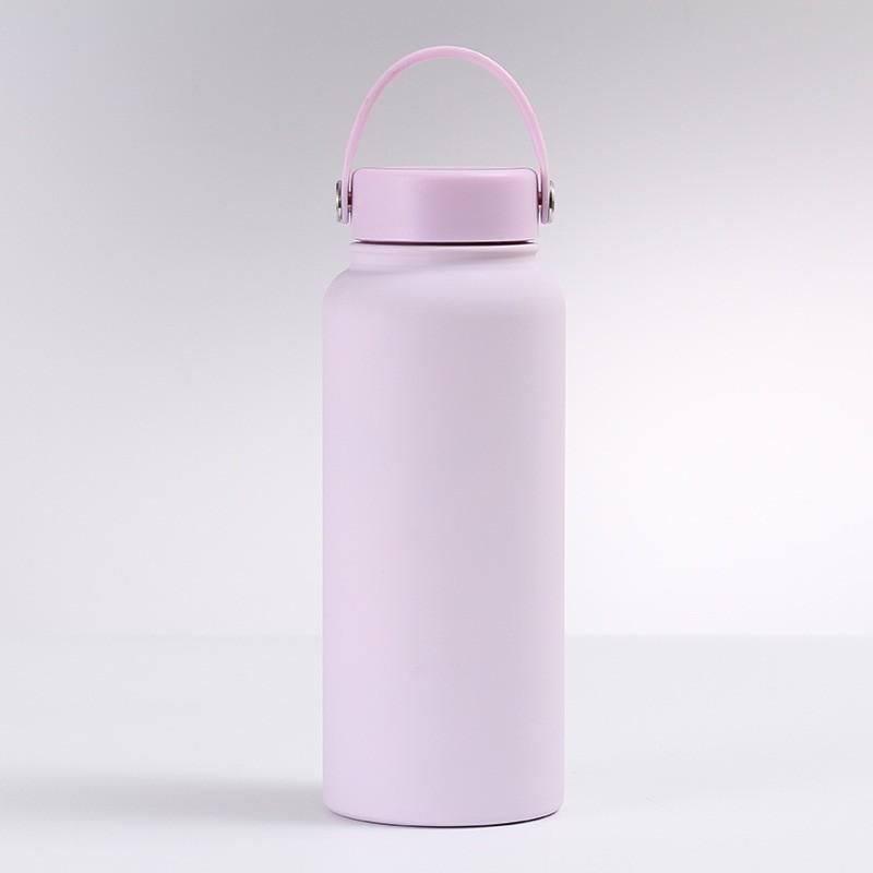 Style Large Capacity Insulated Water Bottle With Lock For Outdoor Travel And Sports