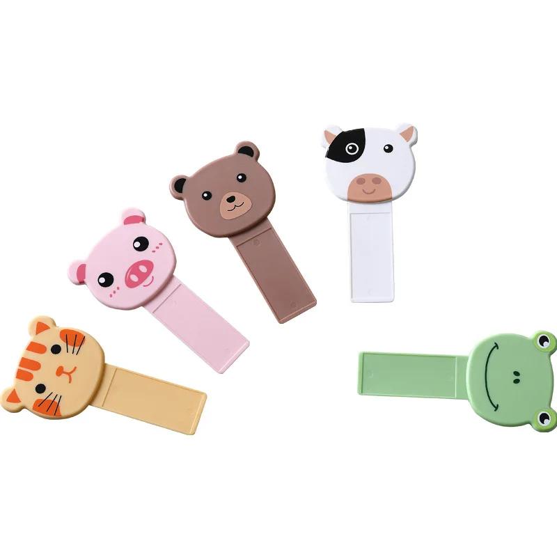 Dispozitiv de ridicare a scaunului de toaletă portabil cu desene animate Dispozitiv de ridicare a toaletei Evitați atingerea mânerului capacului toaletei Accesorii pentru WC