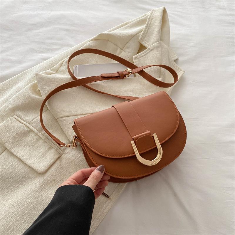 

Ретро сумка-мессенджер, маленькая сумка высокого класса, новинка 2025 года, взрыв интернет-знаменитости, наплечная сумка-седло для женщин коричневый