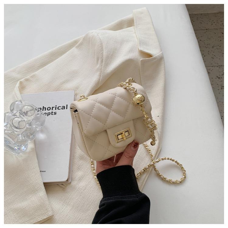 

Женская сумка 2025 новая популярная модная с высоким чувством алмазная маленькая сумка через плечо на цепочке с маленькими золотыми шариками популярная сумка на плечо