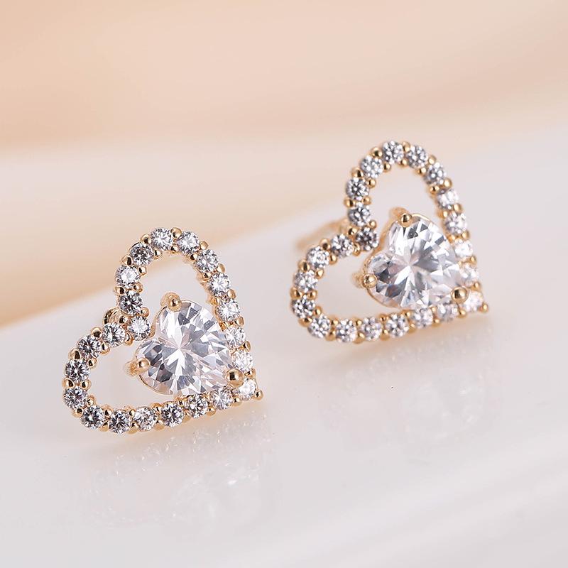 European Heart-Shaped Rhinestone Stud Earrings - Elegant Women s Fashion Accessories