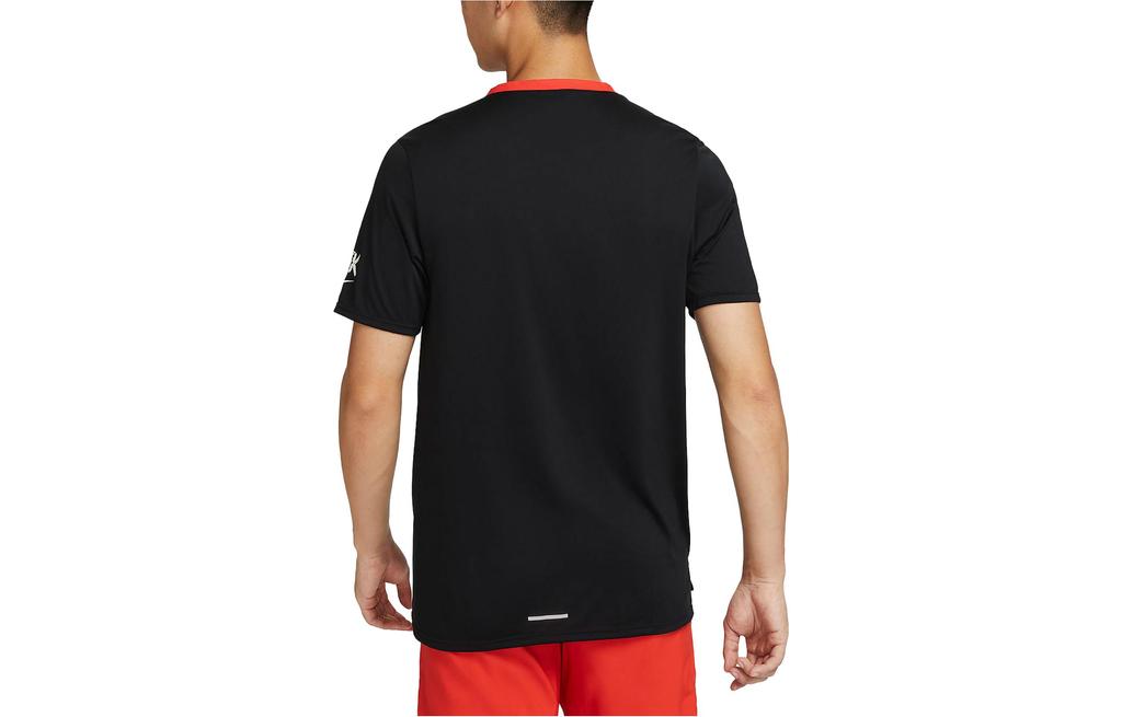 Nike Running T Shirts Men's Black Crew Neck Moderate Straight Fit FB7067-010