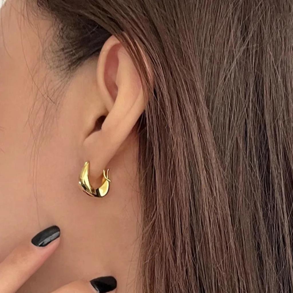 Irregular Geometric Element Ring Ear Buckle, Simple Smooth Earrings, Versatile Earrings With Ear Rings For Women