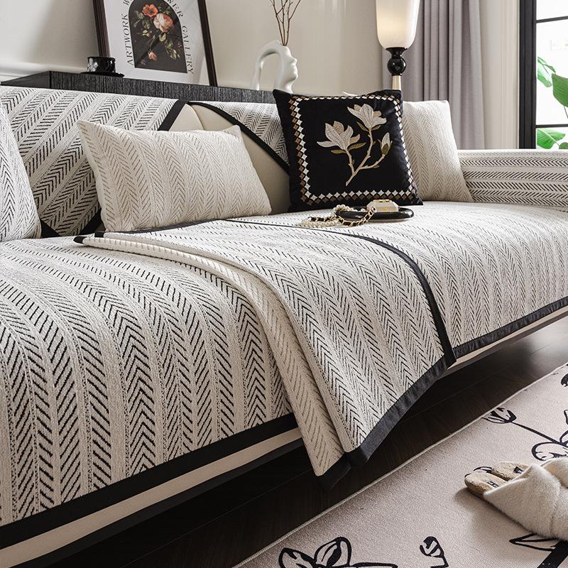 French Retro Sofa Cushion, Universal In All Seasons, Non-Slip And Dirt-Resistant Seat Cushion, Advanced Chenille Sofa Cover Cover Cloth Towel