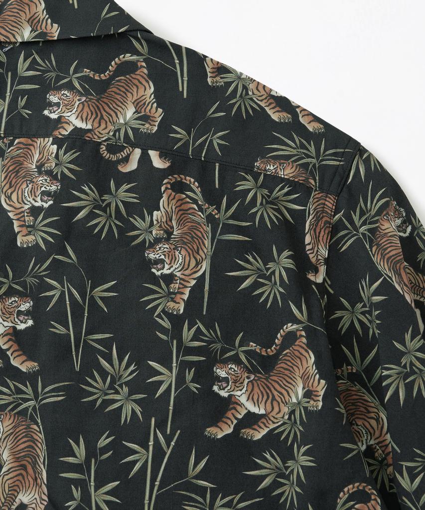 OUTSTANDING Hawaiian Open Collar Half Shirt Bamboo Tiger_Black