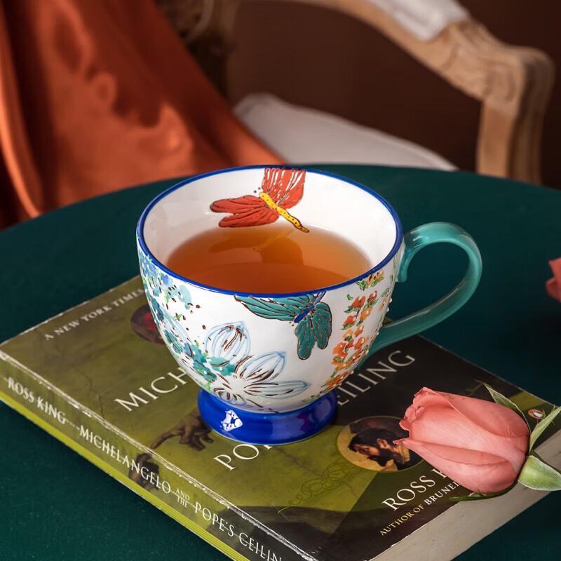 JOYYE Floral Ceramic Mug with Spoon