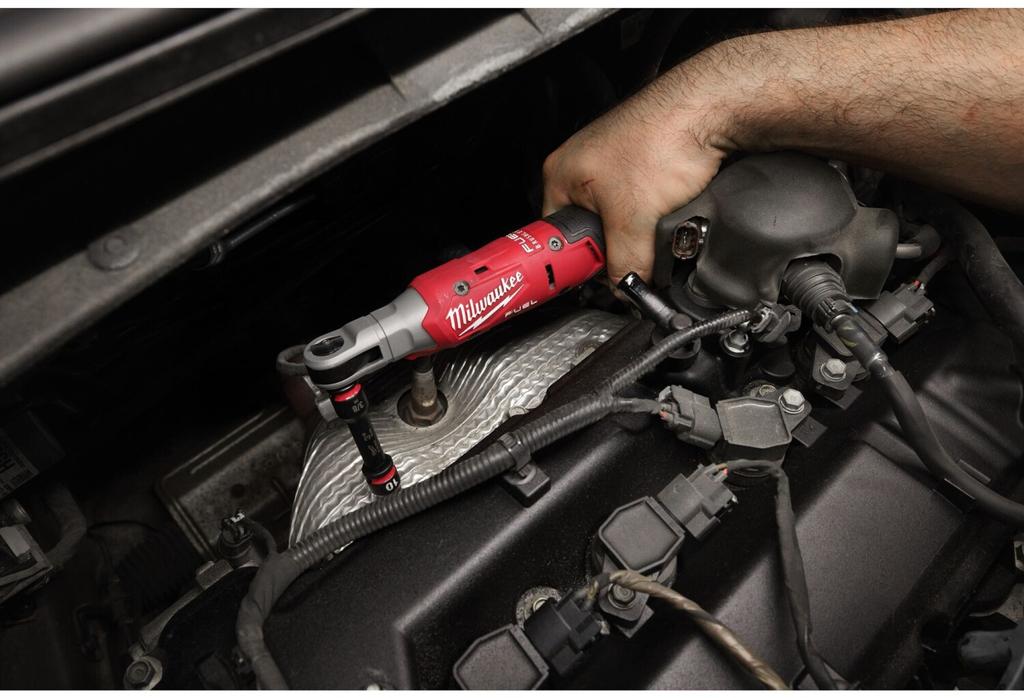 Трещоточный ключ Milwaukee M12 FIR38G2FIR38G2-252B (4933498937)