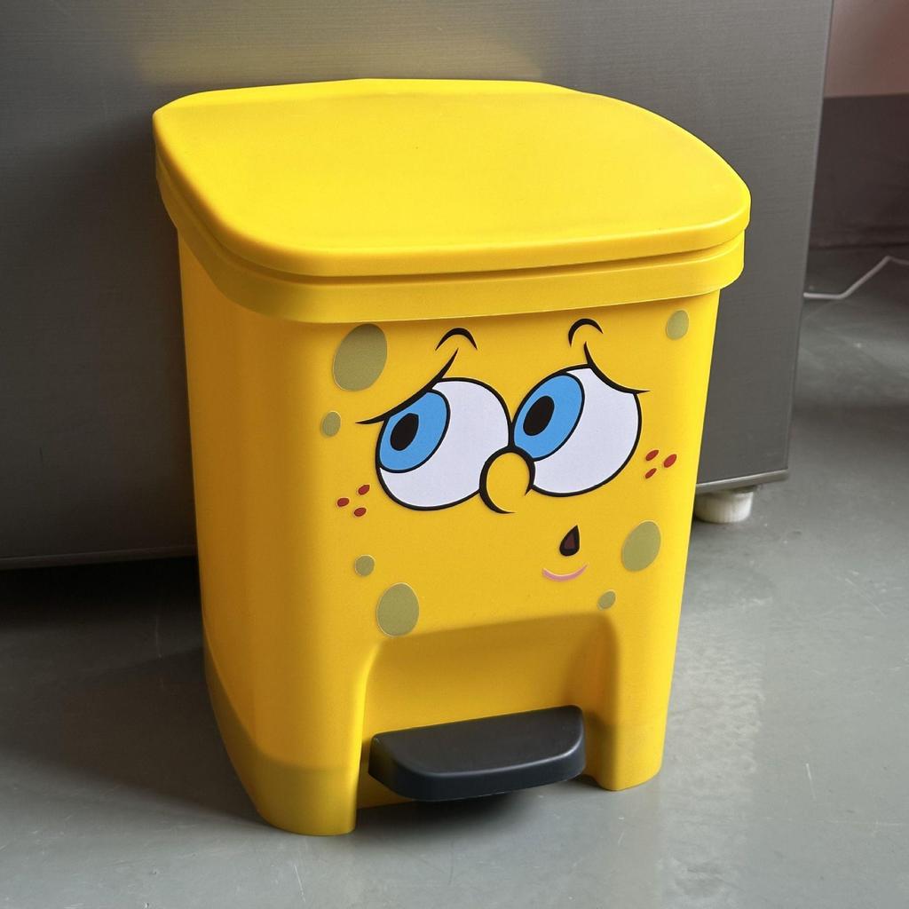 SpongeBob Cartoon Foot-Operated Trash Can with Lid for Living Room, Bedroom, Bathroom