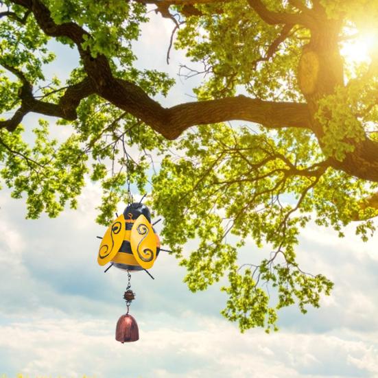 Bee Windchime Small Lovely Ornamental Bee Wind Chime with Hook Hanging Bell for Garden