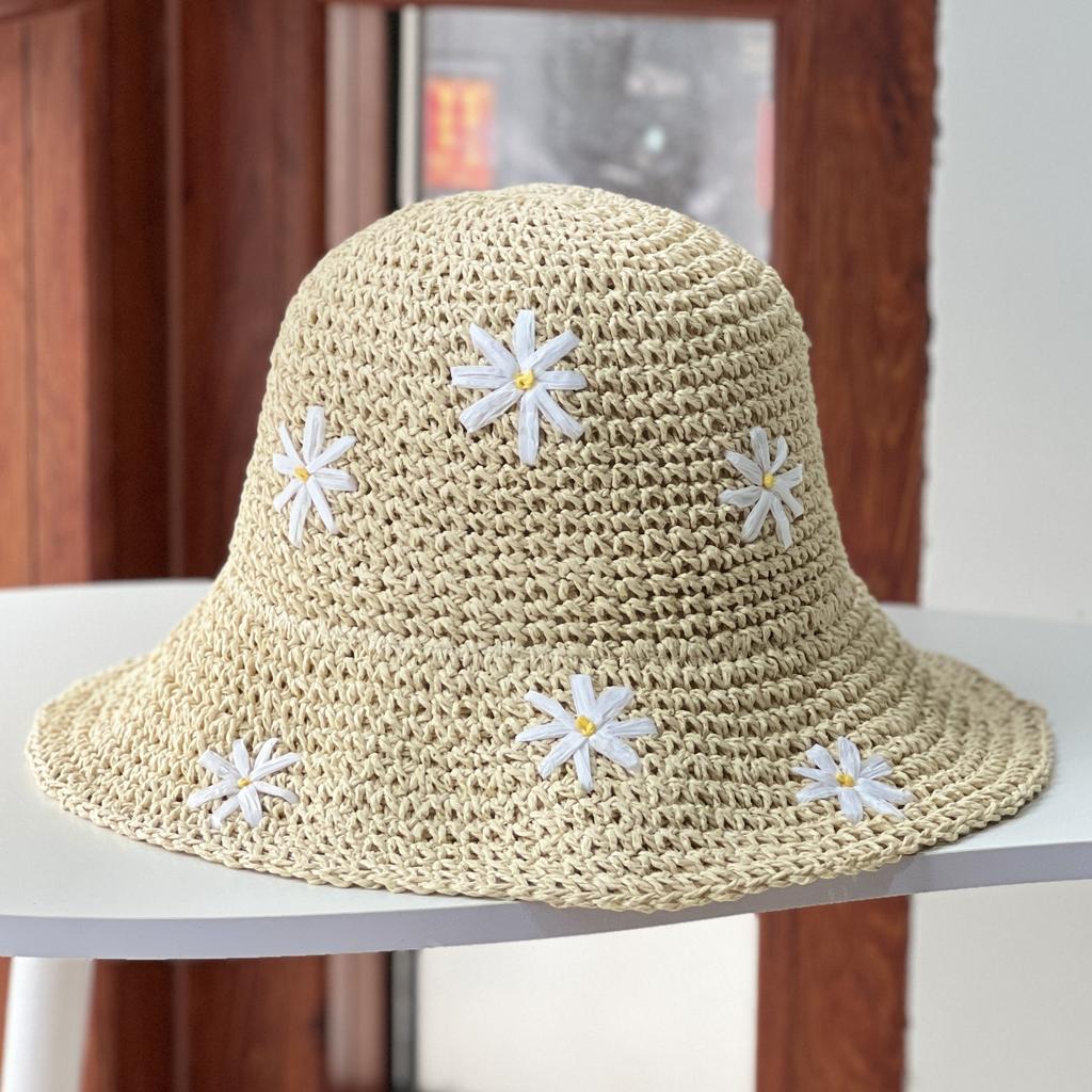 New Flower Embroidered Straw Hat Women's Spring Summer Fashion Fresh Breathable Sun Hat Seaside Beach Sun Hat