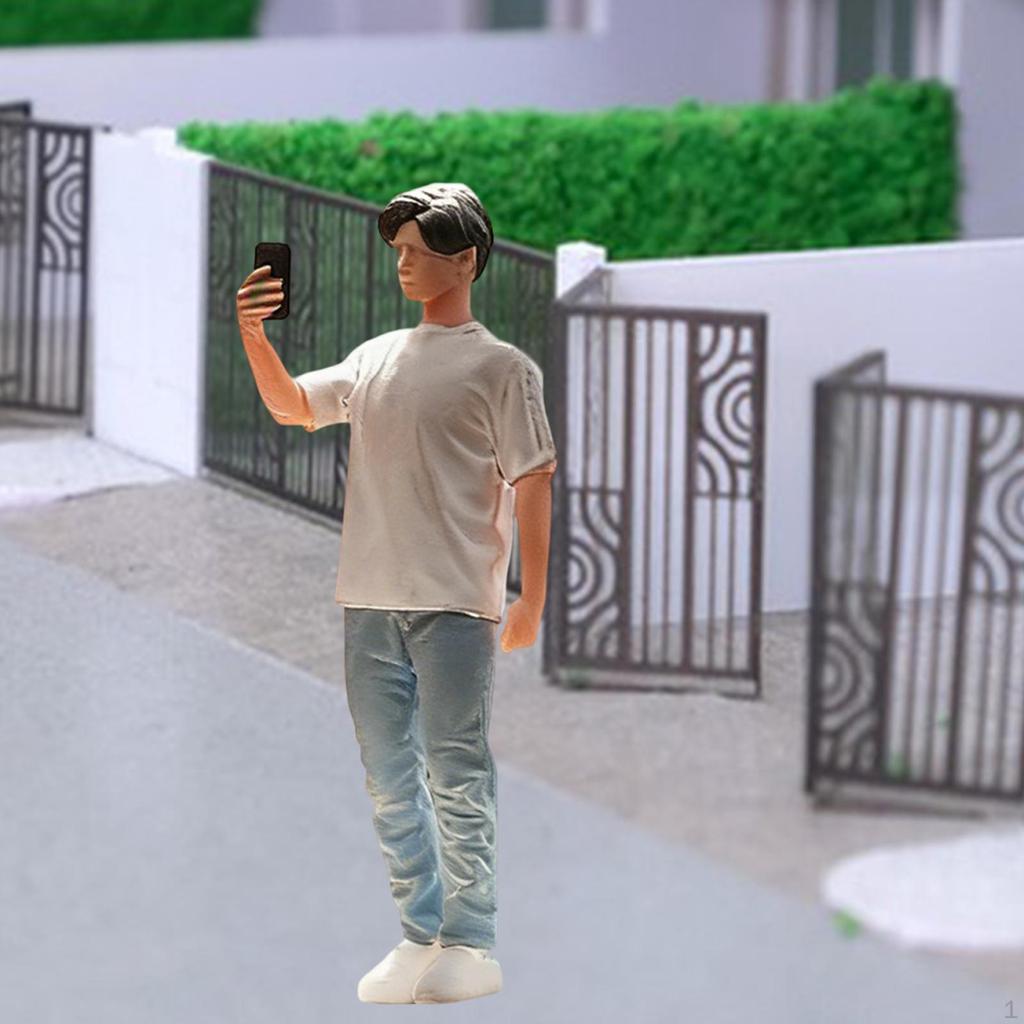 1:64 Boy Miniature Figure Diorama Small Ornament Decoration Scene Figurine Trains