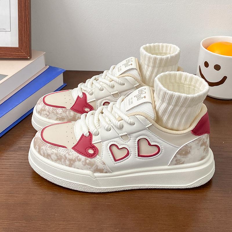 

Женские кроссовки на платформе, персонализированные туфли с дизайном сердца, шнуровка, повседневная удобная обувь, тренд, уличные кроссовки высокого качества 35-40 40 хаки