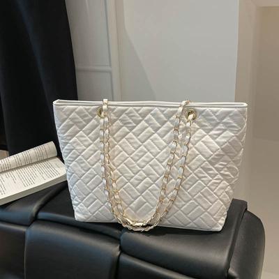 Leisure Fashion Large-capacity Tote Bag, Stylish and Trendy Crossbody Bag