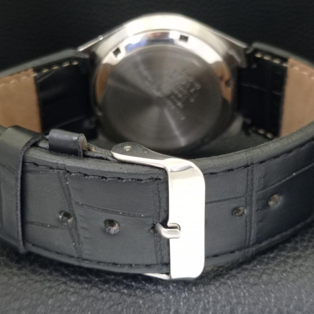 CITIZEN AUTOMATIC 8200 VINTAGE JAPAN MENS BLACK COLOR DIAL WATCH a702144-5 R208-a702144