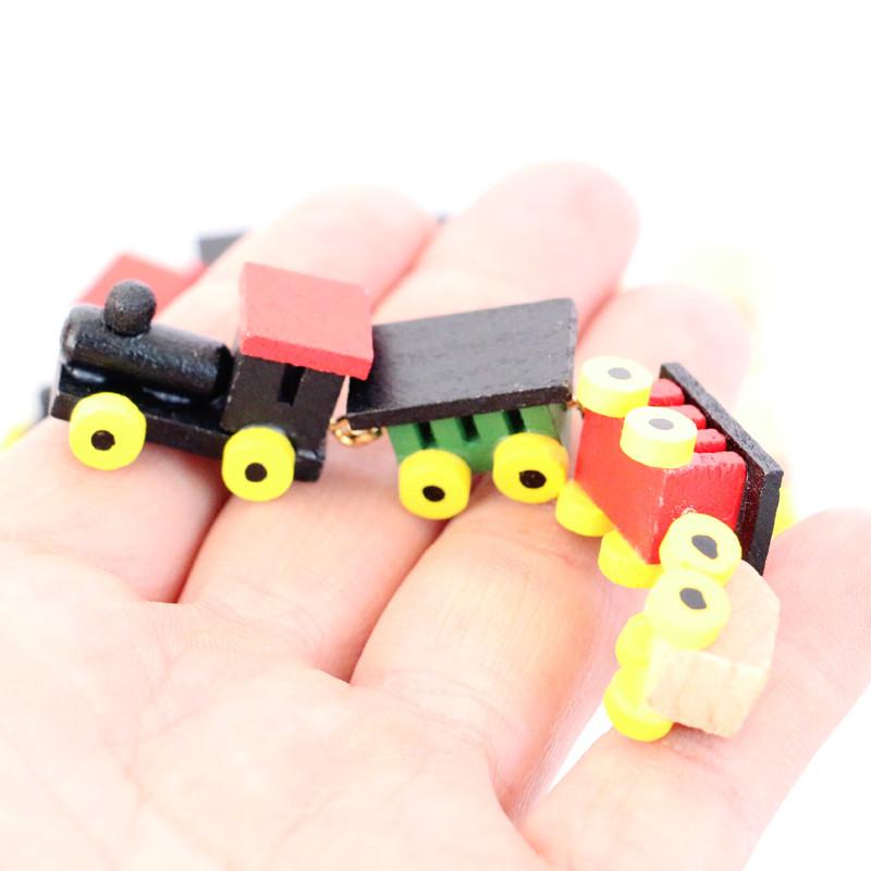 Dollhouse Miniature Wooden Mini Train Ornaments Kids Gift Toys Model Christmas Party Kindergarten Decor Furniture Scene Accessor