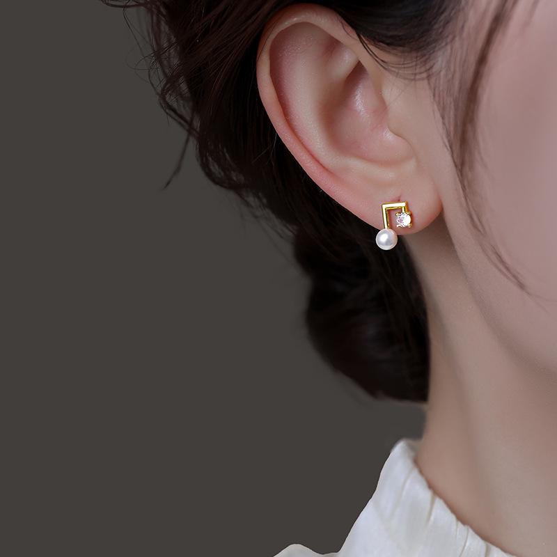 Pearl & Zircon Stud Earrings for Women - Exquisite 2026 Summer Style