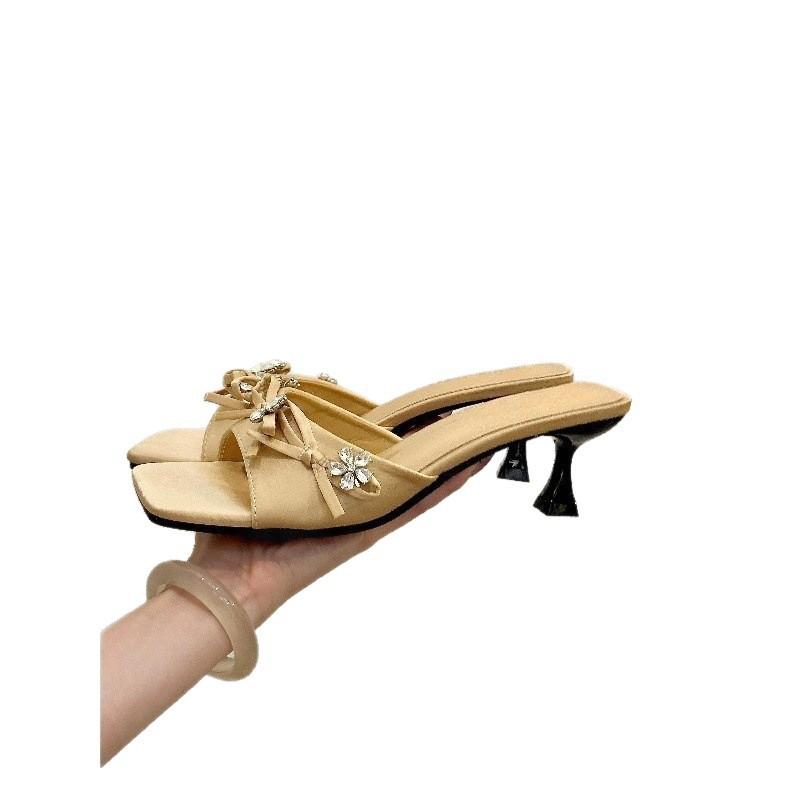 Französische Zehensandalen Damen Sommer High-End-Stil Einzeilige Zehensandalen Strassschuhe Hochhackige Sandalen