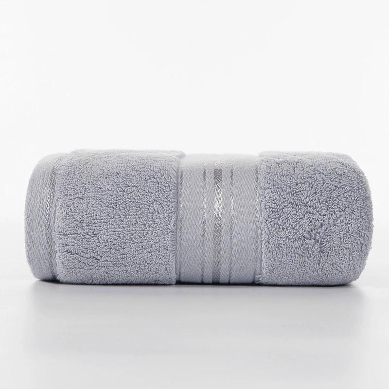 Luxury Cotton Hotel-Quality Towel: Thick, Lint-Free, Absorbent Bath Towel for Men & Women