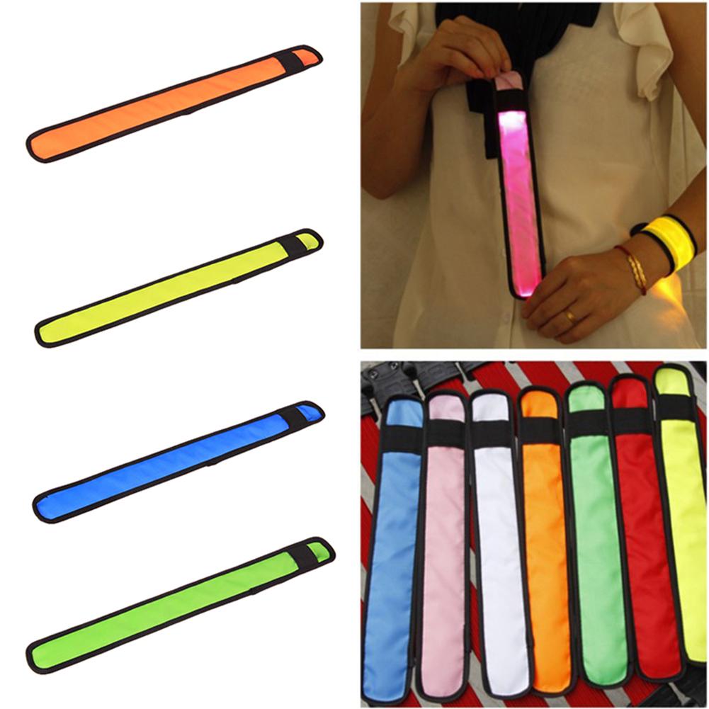 LED Flashing Light Up Glow Bransoletka Nadgarstek Koncert wokalny Party Rekwizyty Prezent
