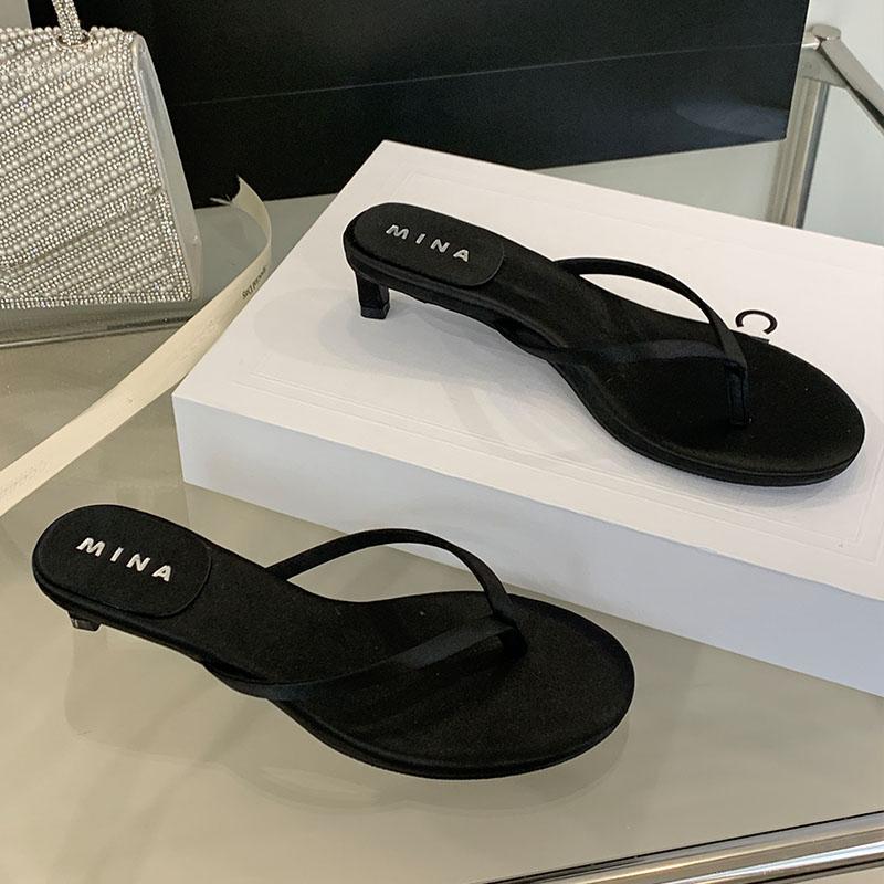 

Fashion Red Fashion Round Toe Ladies Low Heel Slippers Sandals Shoes Summer Beach Slides Women Heeled Slippers Shoes Female Flip flops 35 чёрный