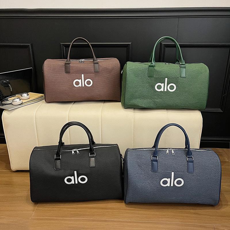 Large-capacity Sports and Fitness Bag with Dry and Wet Separation, Practical and Durable for Leisure Travel and Business Trips
